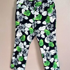 NICOLE•MAX green black white Hawaiian Floral pants probably poly spandex, L - 1X